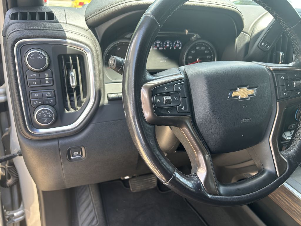Photo 11 of this CHEVROLET SILVERADO 2500H