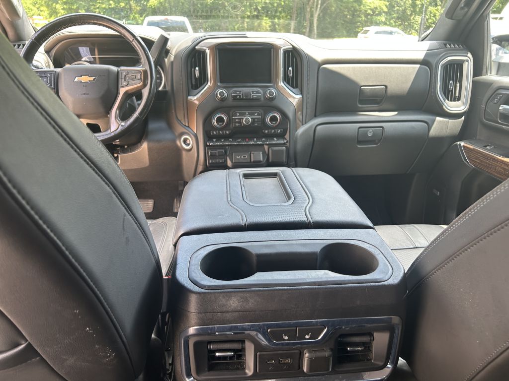 Photo 13 of this CHEVROLET SILVERADO 2500H