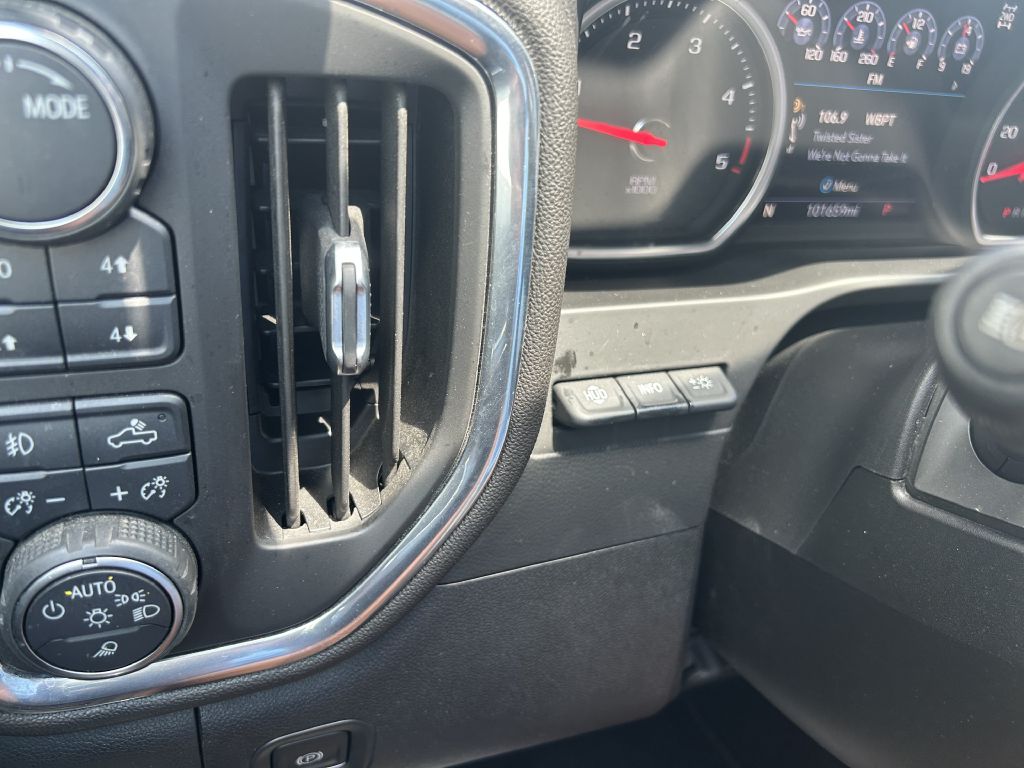 Photo 16 of this CHEVROLET SILVERADO 2500H
