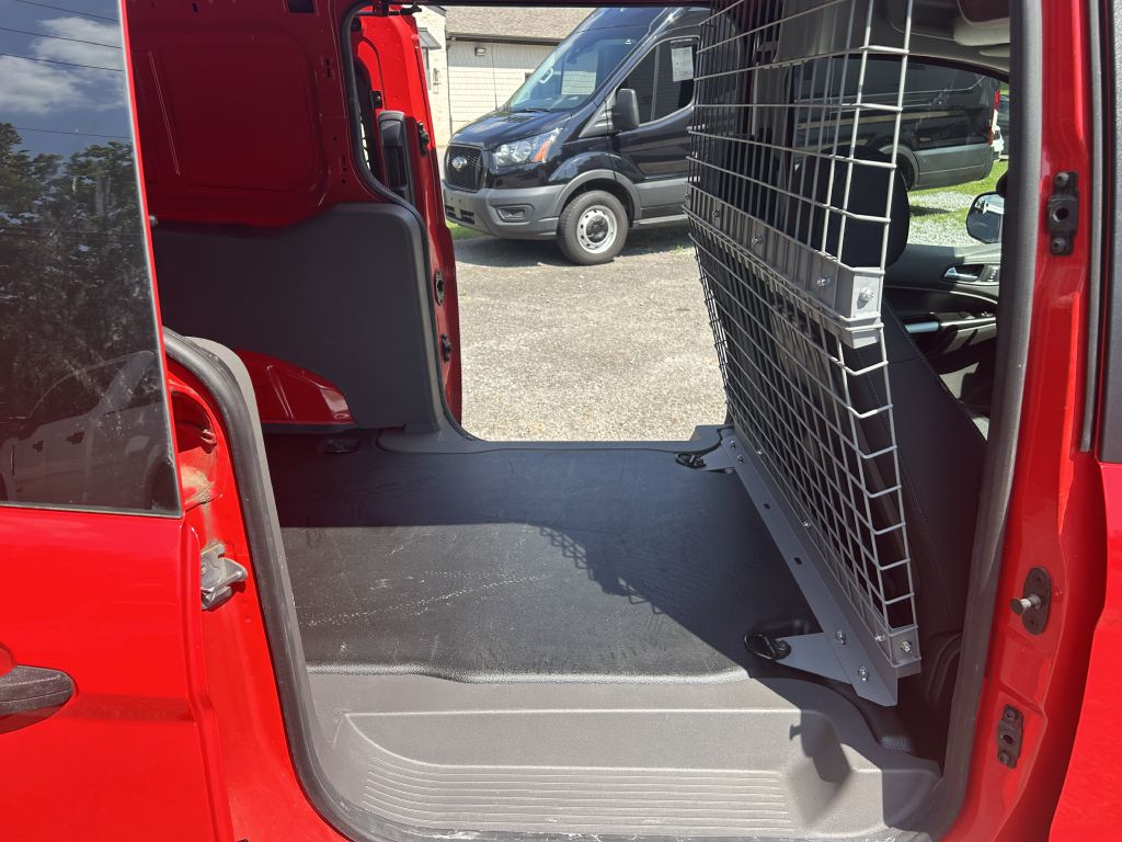 Photo 9 of this FORD TRANSIT CONNECT