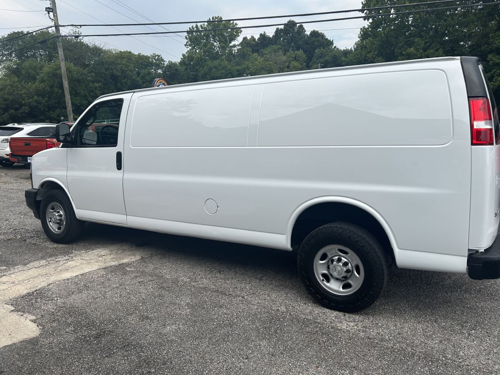 Photo 6 of this CHEVROLET EXPRESS