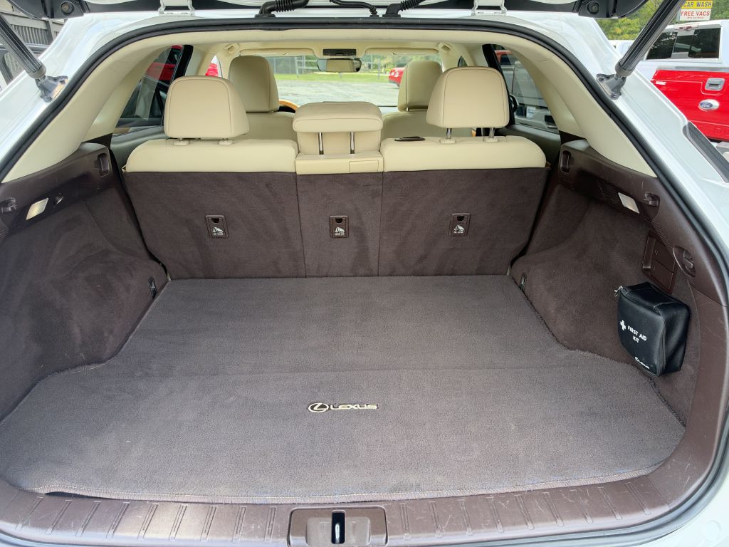 Photo 13 of this LEXUS RX 350