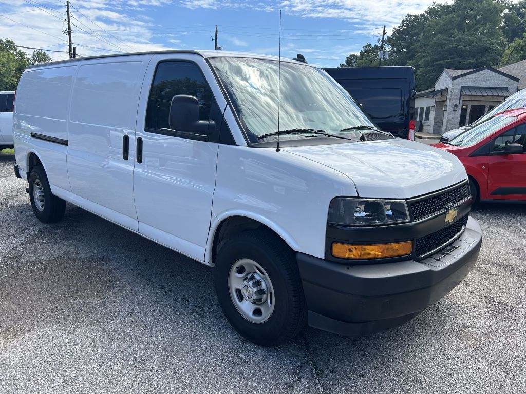Photo 3 of this CHEVROLET EXPRESS