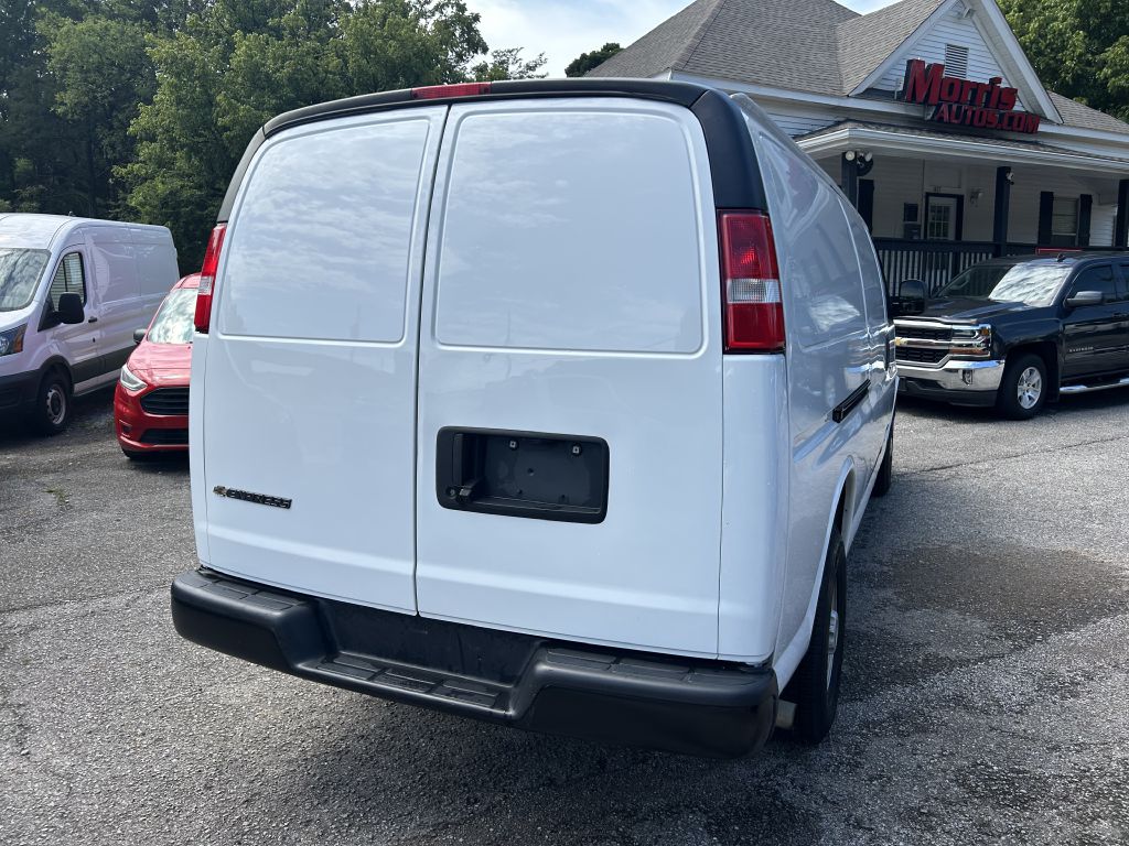 Photo 6 of this CHEVROLET EXPRESS
