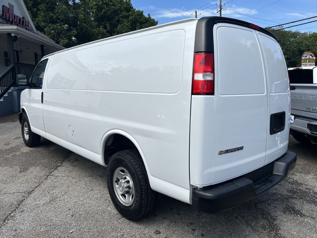Photo 7 of this CHEVROLET EXPRESS