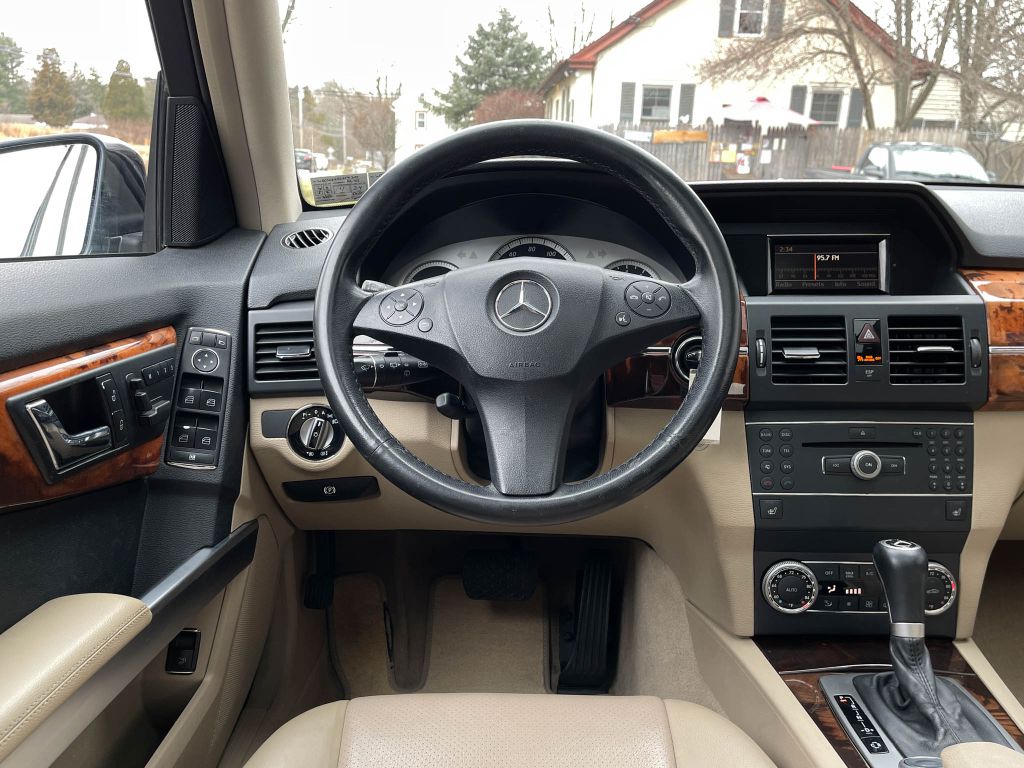 2010 MERCEDES-BENZ GLK 350 4MATIC for sale at Source One Auto Group