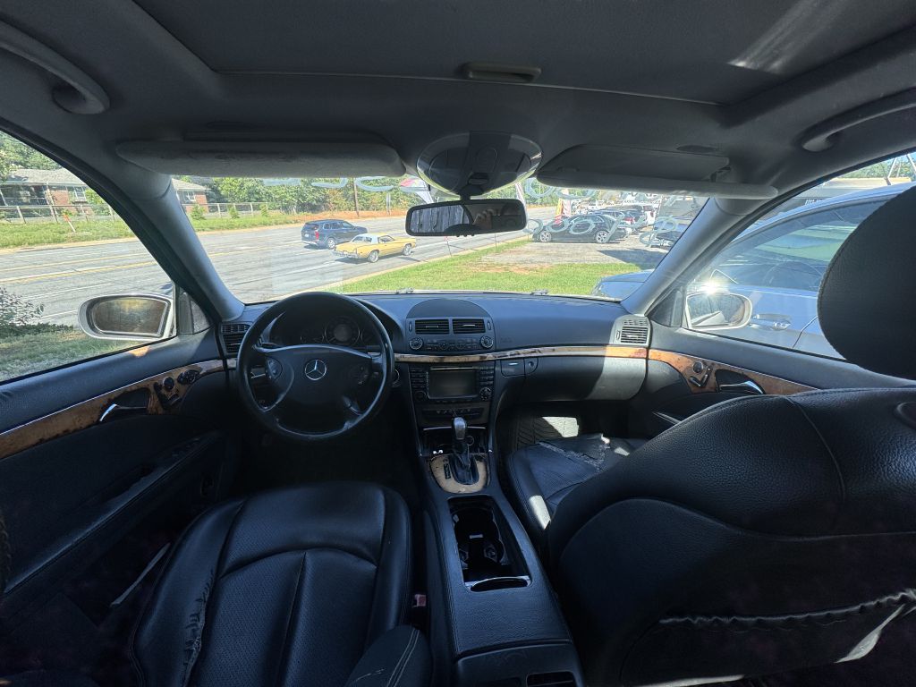 Photo 4 of this MERCEDES-BENZ E320 CDI