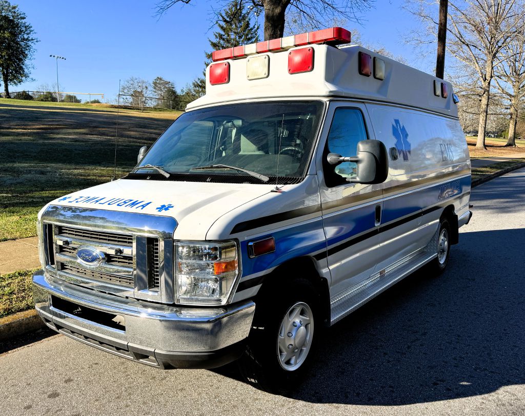 2009 FORD ECONOLINE