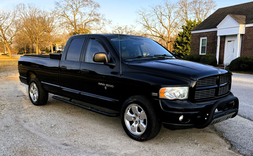 2004 Dodge RAM 1500 ST Quad Cab 4WD
