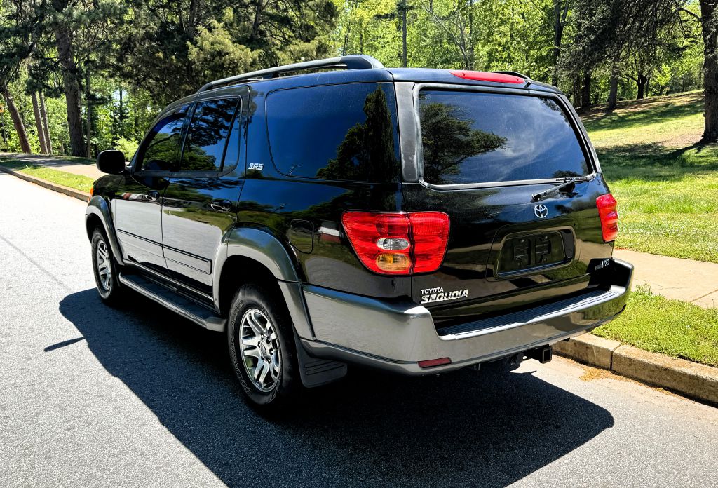 Photo 7 of this TOYOTA SEQUOIA