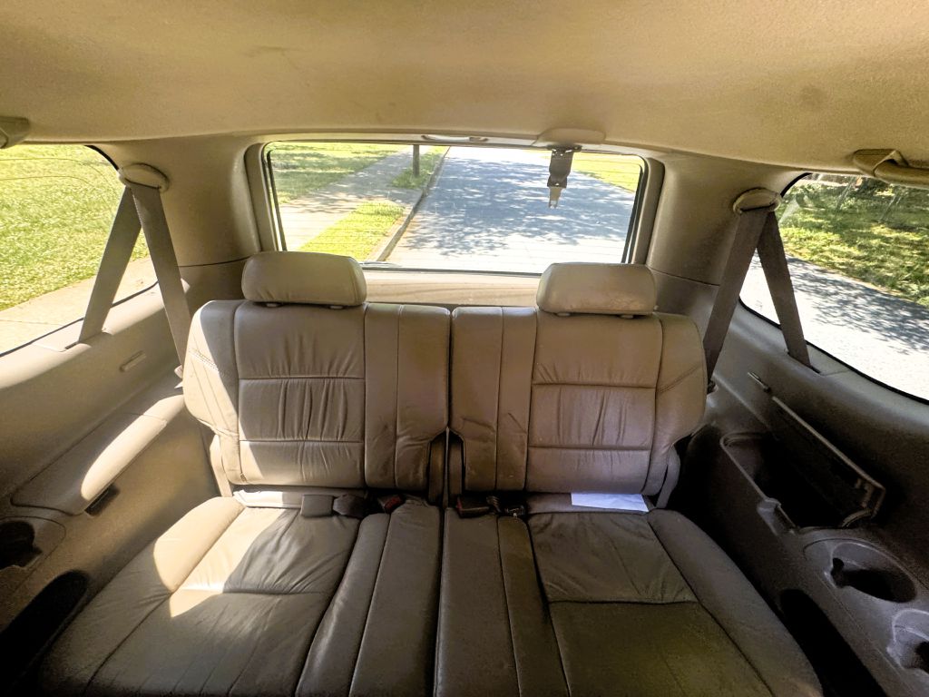 Photo 11 of this TOYOTA SEQUOIA