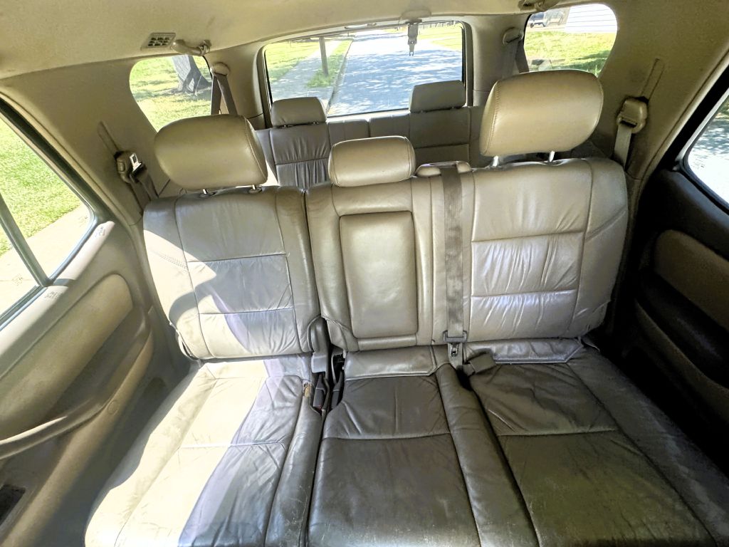 Photo 12 of this TOYOTA SEQUOIA