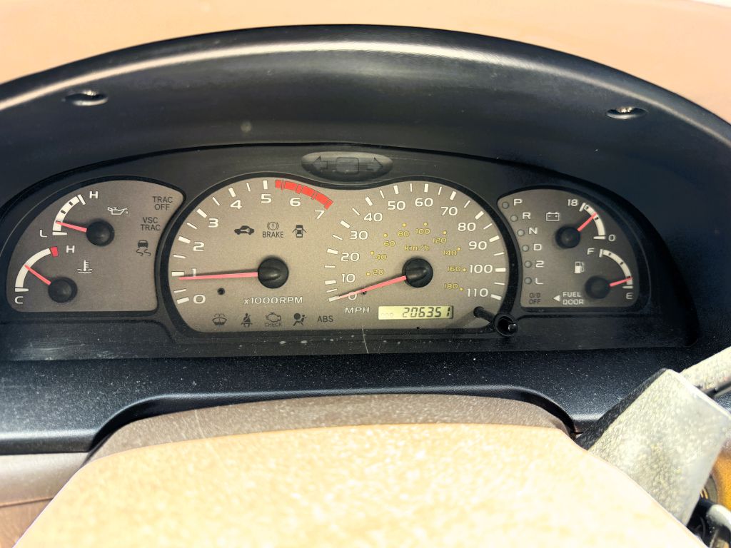 Photo 14 of this TOYOTA SEQUOIA