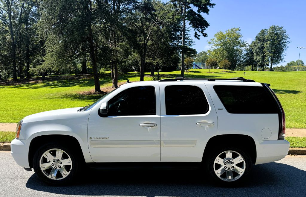 Photo 3 of this GMC YUKON