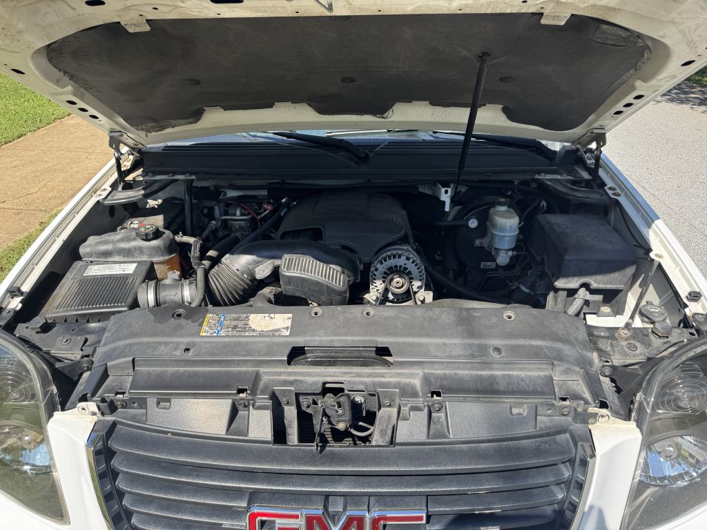 Photo 10 of this GMC YUKON
