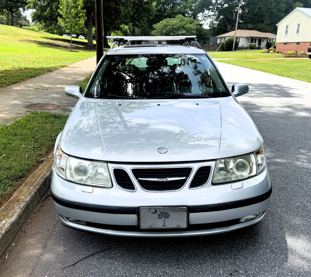 Photo 2 of this SAAB 9-5
