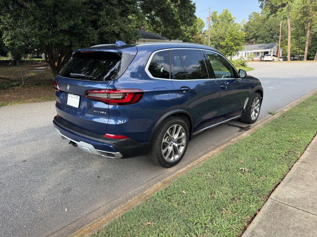 Photo 4 of this BMW X5