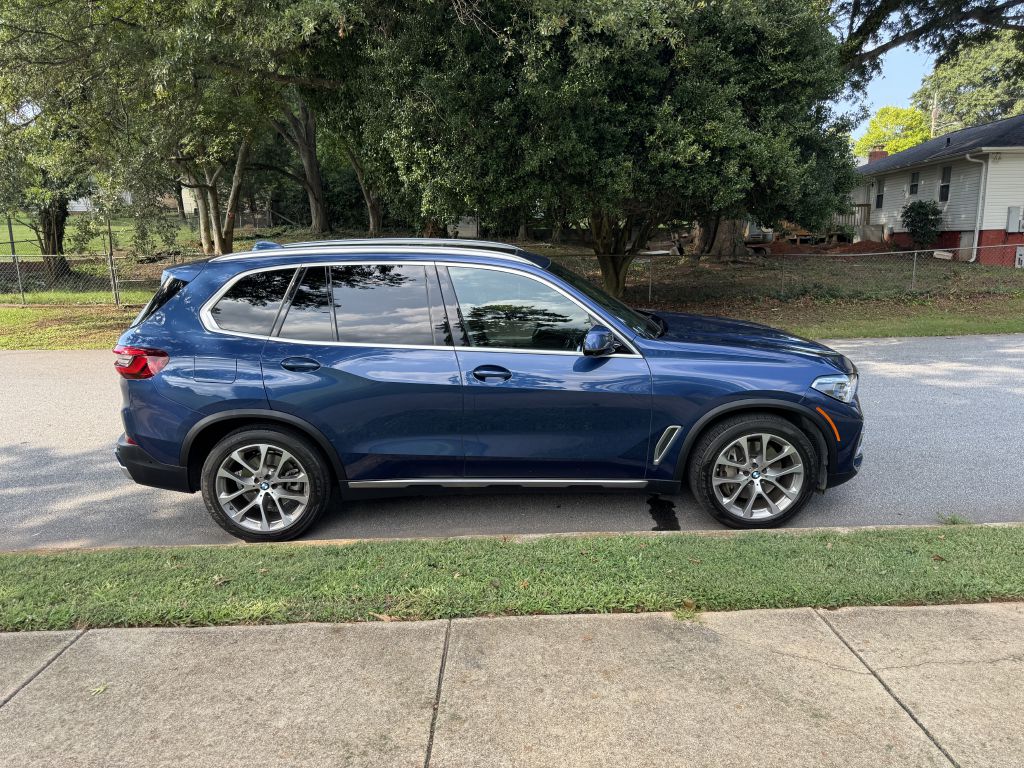 Photo 7 of this BMW X5