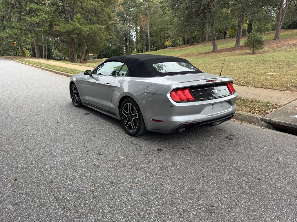 Photo 12 of this FORD MUSTANG