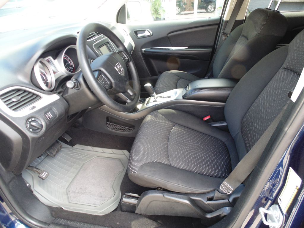 Photo 17 of this DODGE JOURNEY