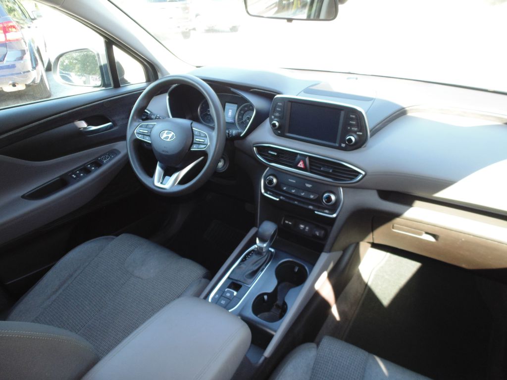 Photo 12 of this HYUNDAI SANTA FE