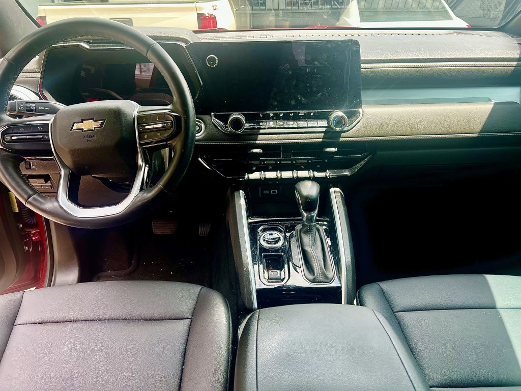Photo 9 of this CHEVROLET COLORADO