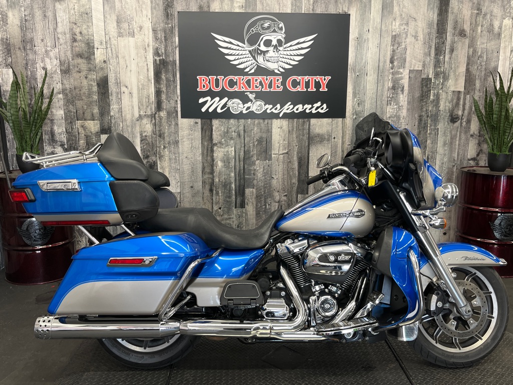 Photo of 2018 HARLEY-DAVIDSON FLHTCU