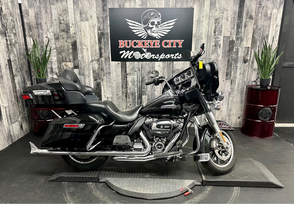 Photo of 2019 HARLEY-DAVIDSON FLHTCU