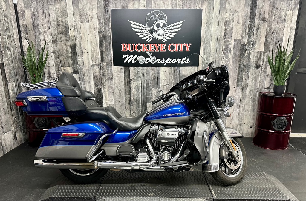 Photo of 2017 HARLEY-DAVIDSON FLHTK