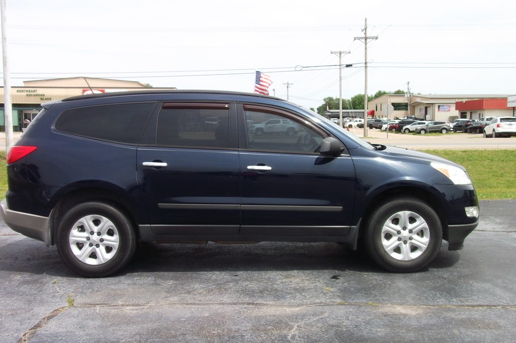 Blue 2011 Chevrolet Traverse LS FWD SUV / Crossover Front-Wheel Drive Automatic
