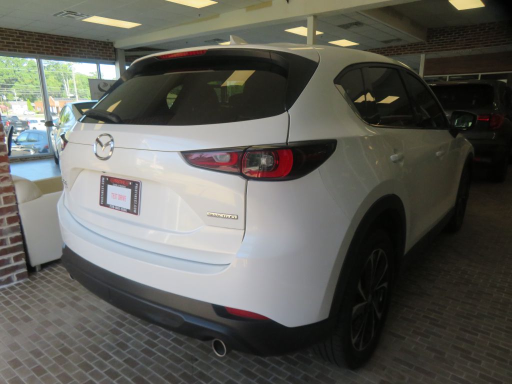 Photo 4 of this MAZDA CX-5