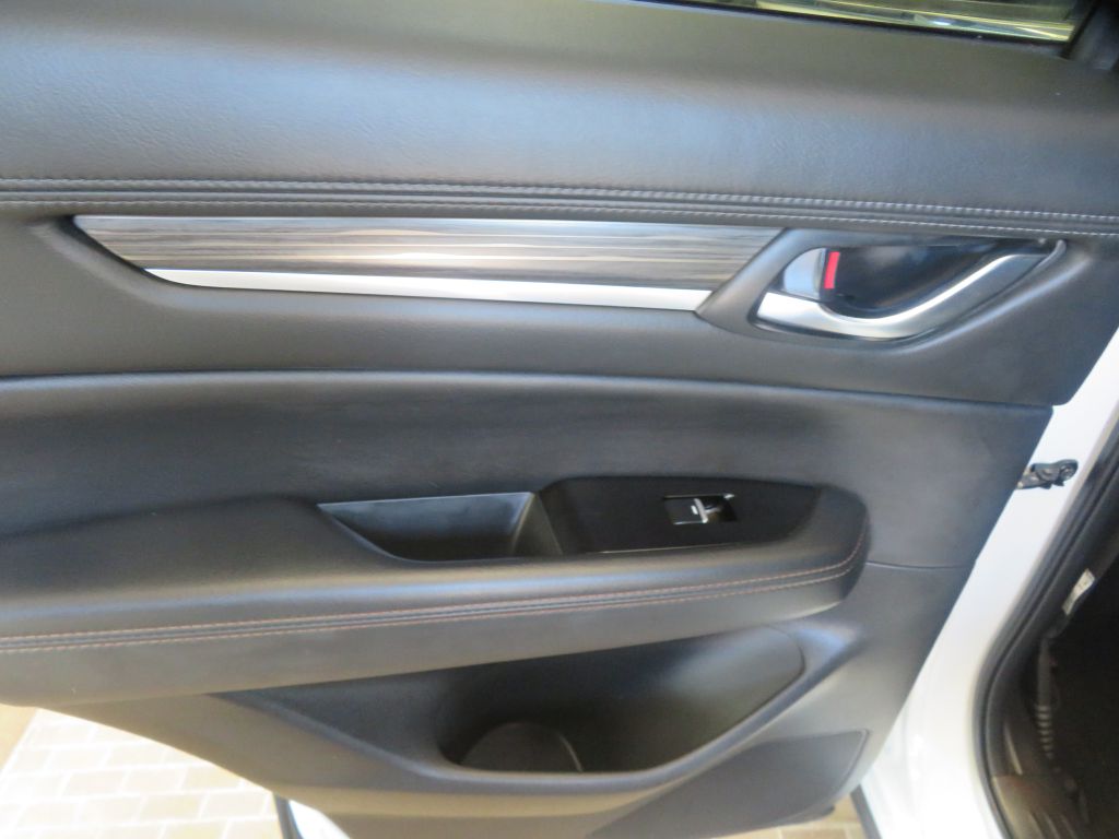 Photo 19 of this MAZDA CX-5