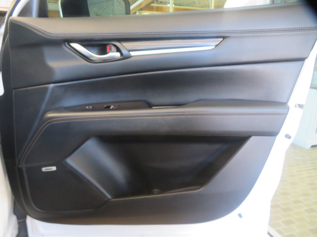 Photo 24 of this MAZDA CX-5