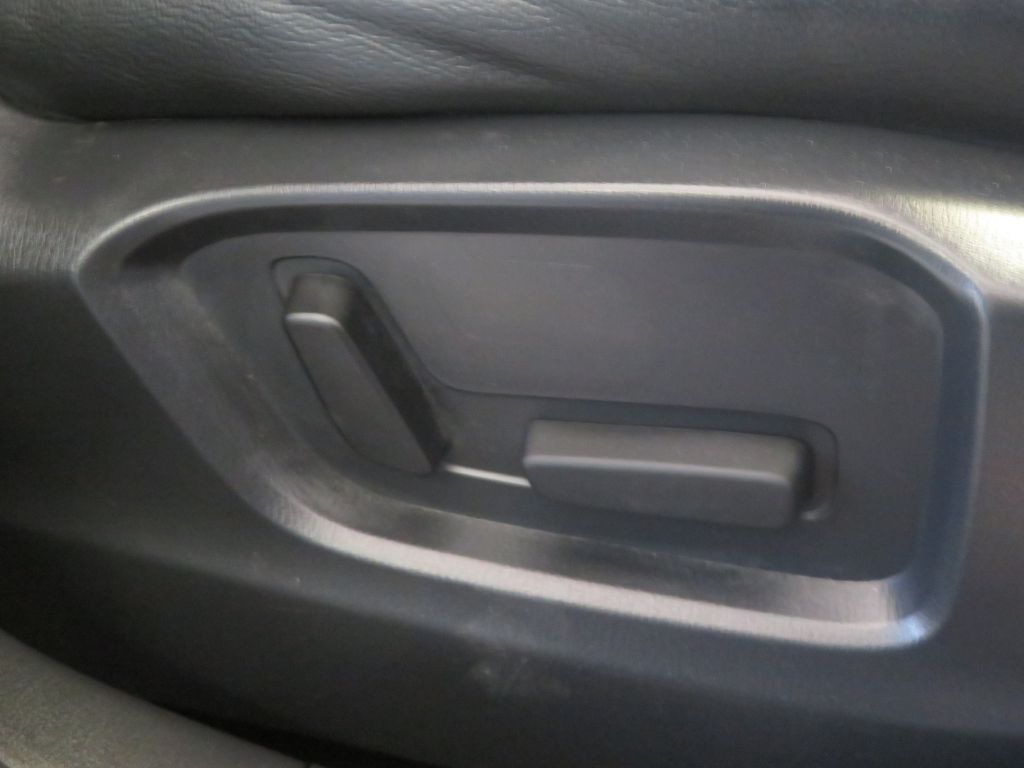 Photo 27 of this MAZDA CX-5