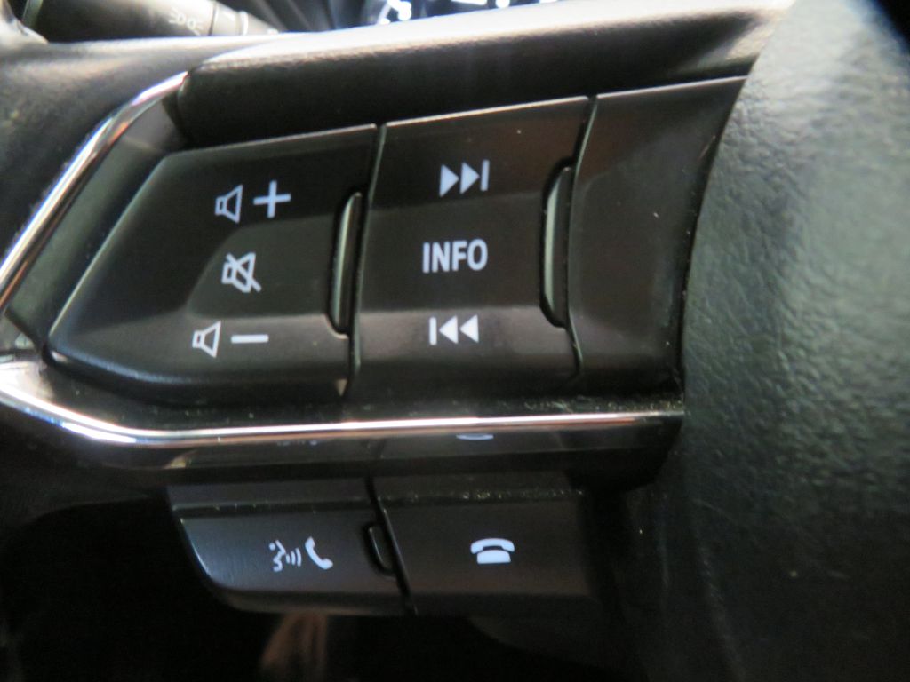 Photo 33 of this MAZDA CX-5