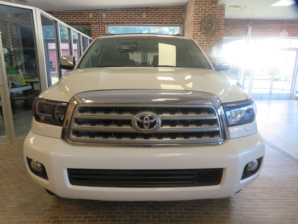 Photo 2 of this TOYOTA SEQUOIA