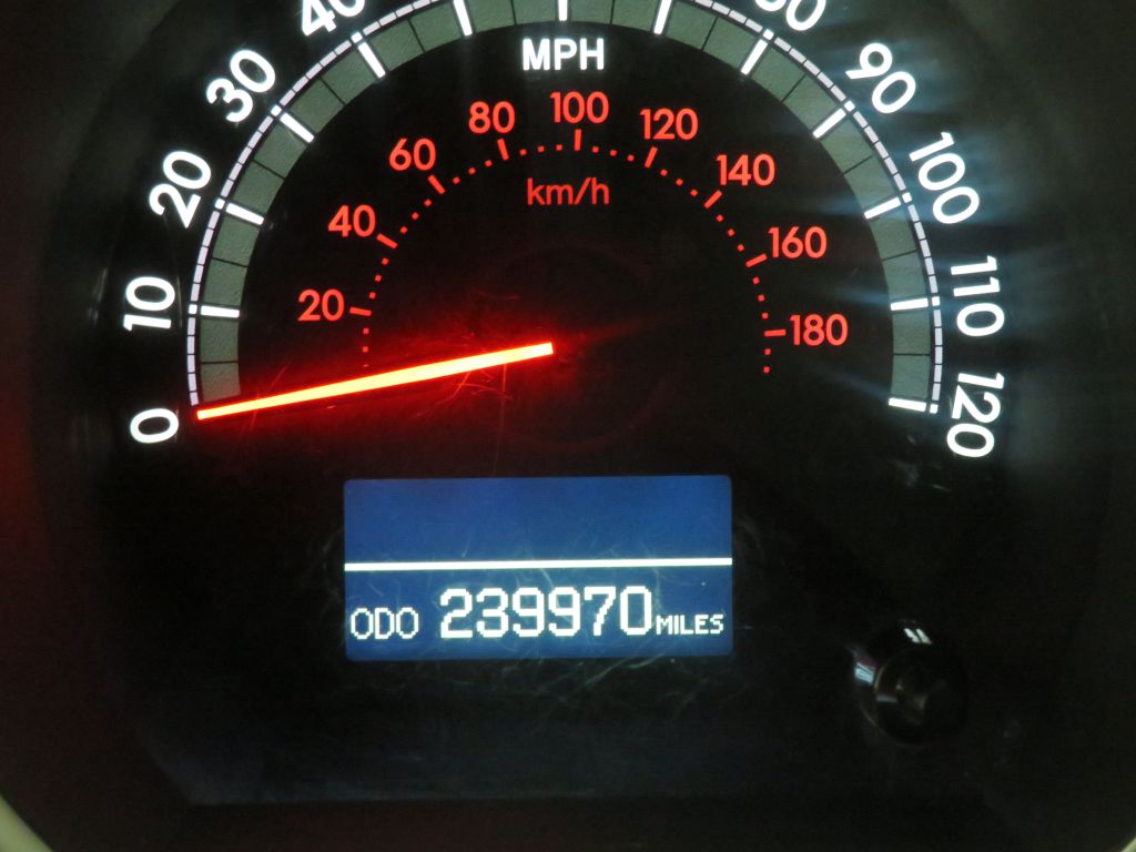 Photo 33 of this TOYOTA SEQUOIA