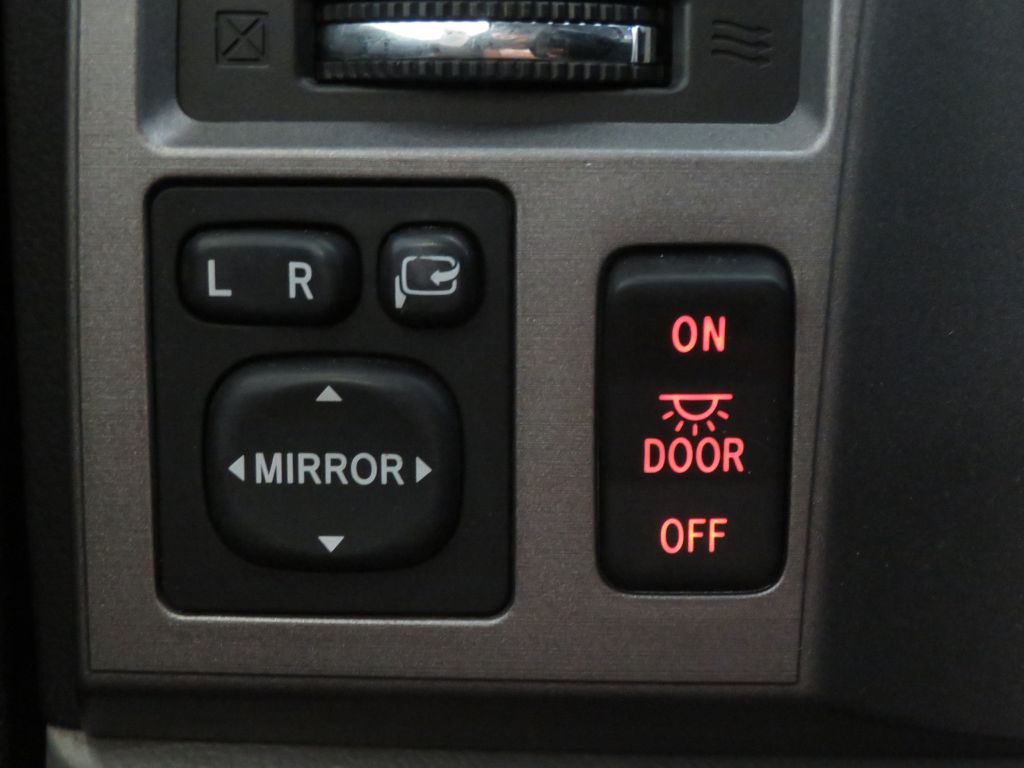 Photo 38 of this TOYOTA SEQUOIA
