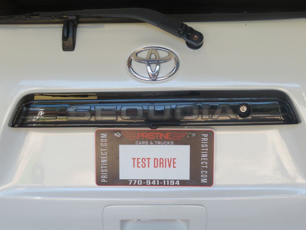 Photo 70 of this TOYOTA SEQUOIA