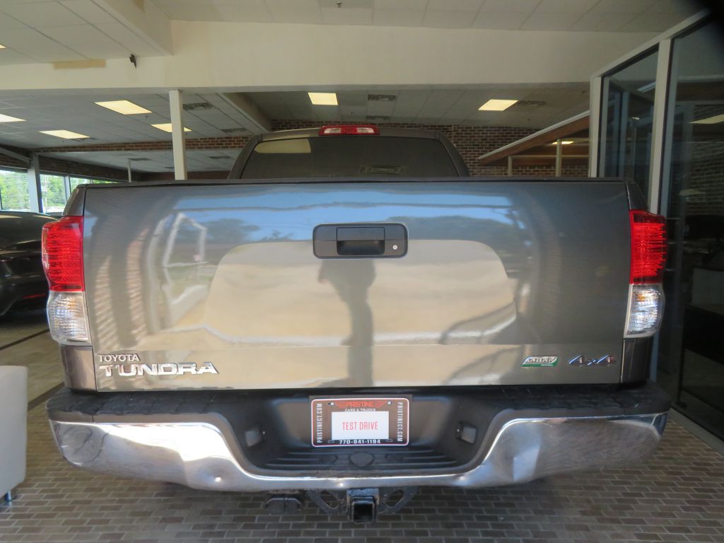 Photo 5 of this TOYOTA TUNDRA