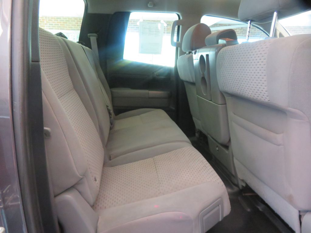 Photo 20 of this TOYOTA TUNDRA