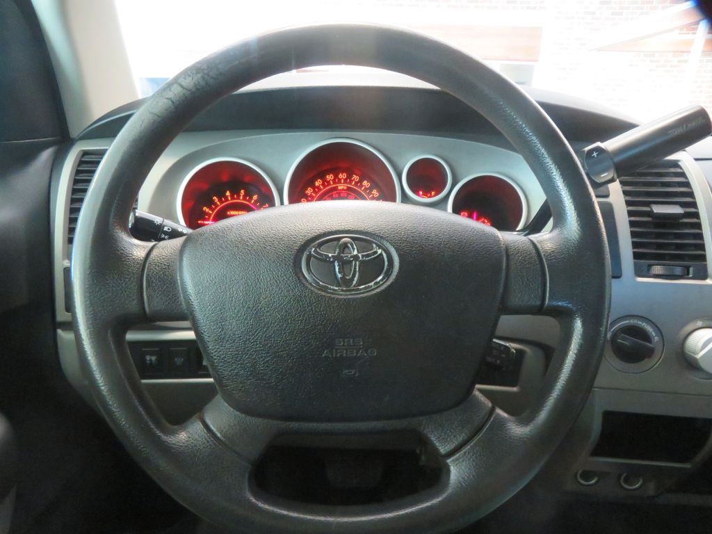 Photo 27 of this TOYOTA TUNDRA