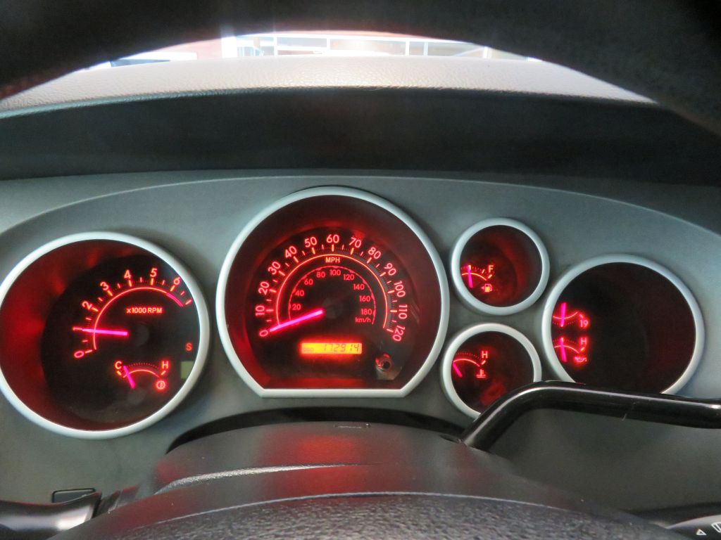 Photo 28 of this TOYOTA TUNDRA