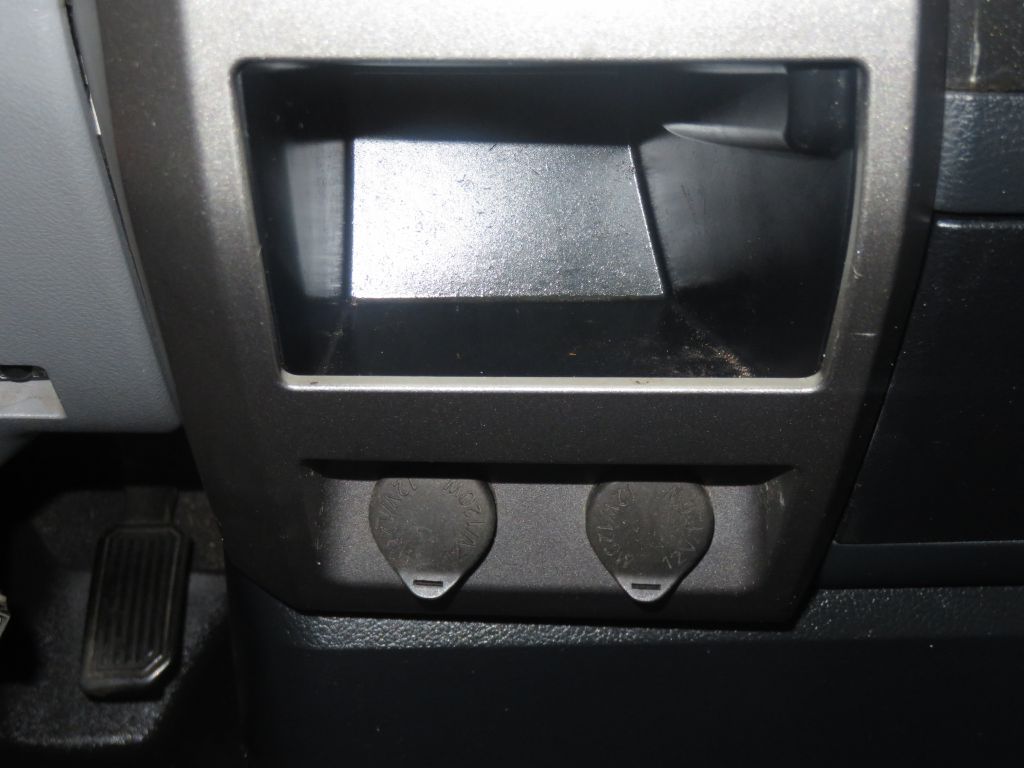 Photo 38 of this TOYOTA TUNDRA