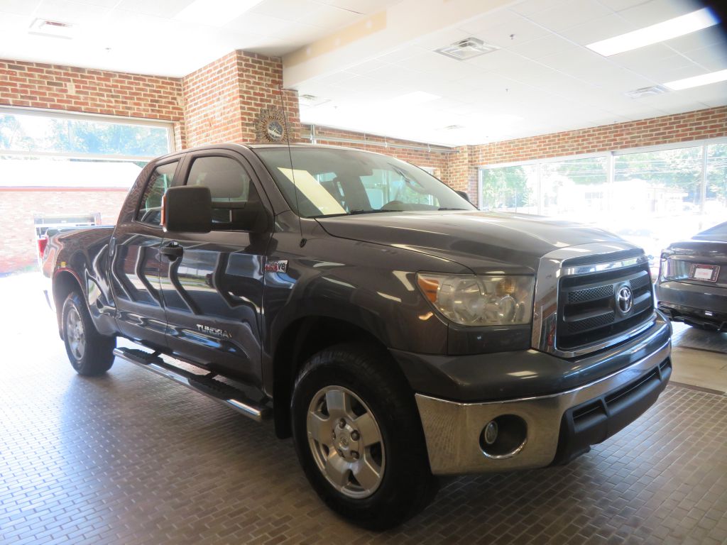 Photo 56 of this TOYOTA TUNDRA