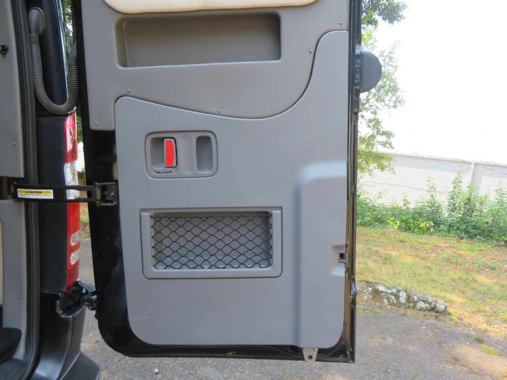 Photo 26 of this MERCEDES-BENZ SPRINTER 170 XD
