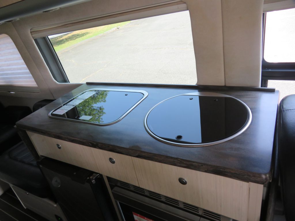 Photo 41 of this MERCEDES-BENZ SPRINTER 170 XD