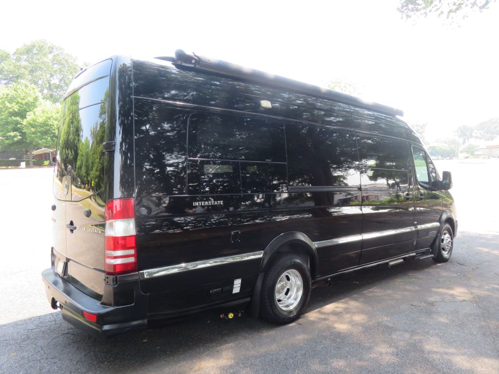 Photo 108 of this MERCEDES-BENZ SPRINTER 170 XD