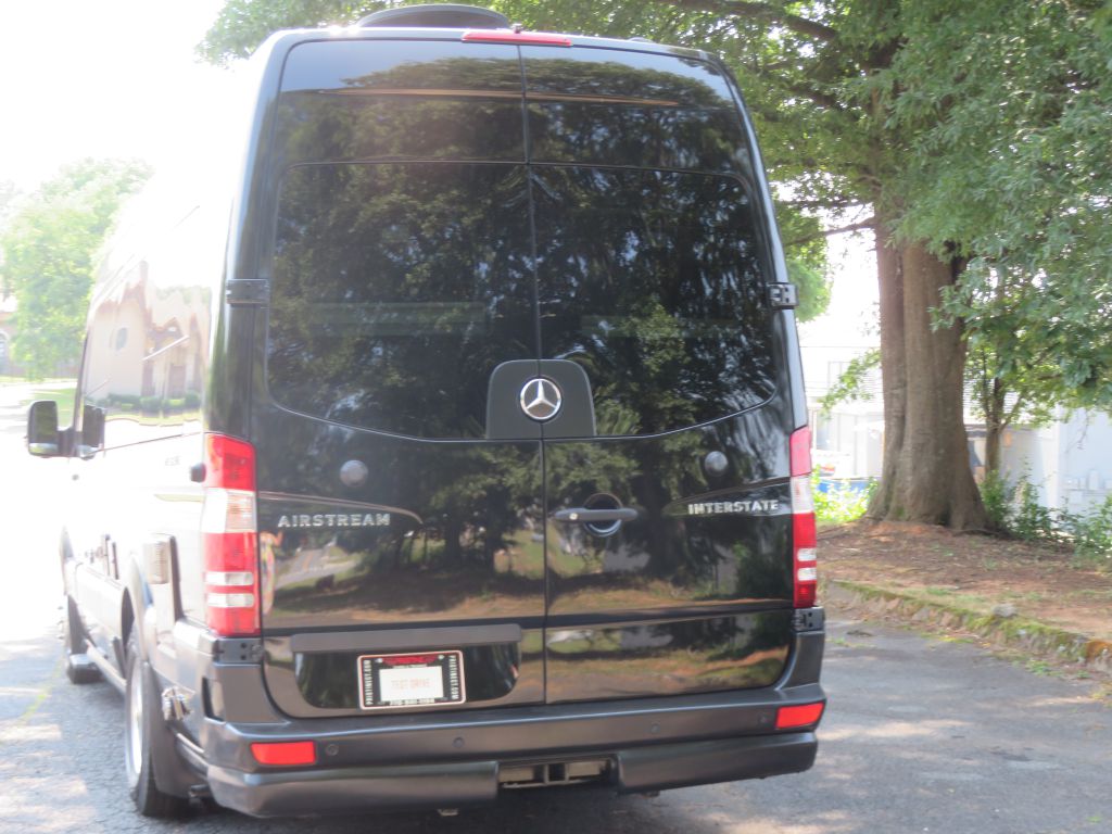 Photo 112 of this MERCEDES-BENZ SPRINTER 170 XD