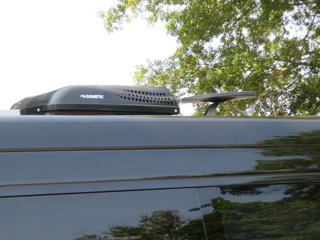 Photo 122 of this MERCEDES-BENZ SPRINTER 170 XD